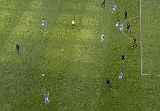 开云体育-【英超】两中卫破门 丁丁助攻 曼城2比1夺20连胜